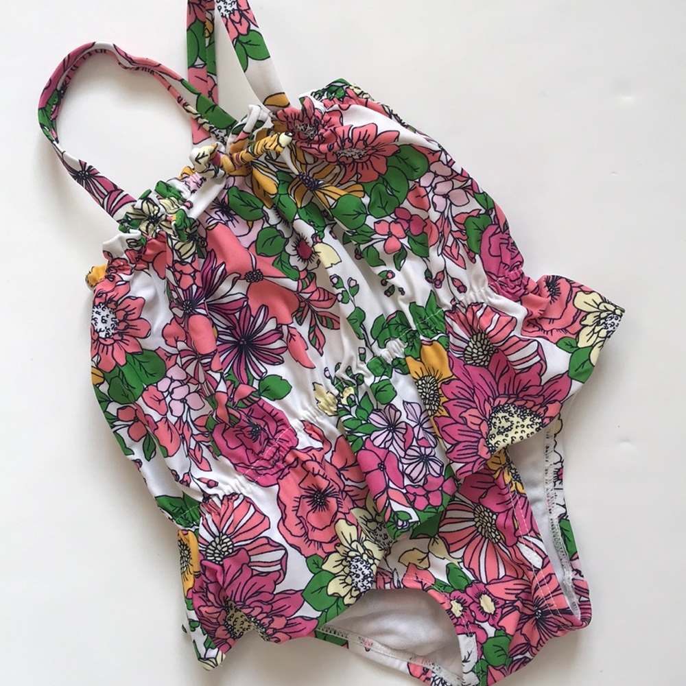 Baby GAP 3/6 Baby Girl floral Ruffle Swimsuit EUC